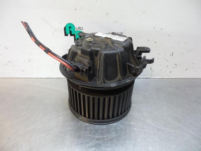 Moteur de ventilation chauffage d'un Citroen C3 (C3 02-), Autos : Pièces & Accessoires, Autres pièces automobiles, Citroën, Utilisé