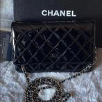 Portefeuille Chanel sur un sac à chaîne (WOC) - Sac Chanel, Bijoux, Sacs & Beauté, Noir, Enlèvement ou Envoi