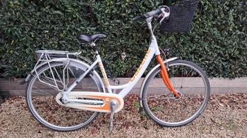 damesfiets beschikbaar voor biedingen