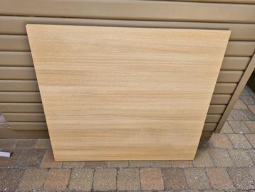 Houten meubelplaten beschikbaar voor biedingen
