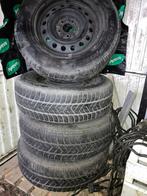 4 winterb. PIRELLI 215/70 R16 stalen velg (4,50 mm): 125 €, Auto-onderdelen, Banden en Velgen, Ophalen, Winterbanden, Band(en)