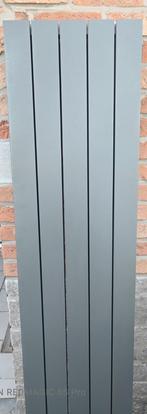 Radiateur thermrad alustyle 1800*400*95, Bricolage & Construction, Moins de 60 cm, Radiateur, Enlèvement, 800 watts ou plus