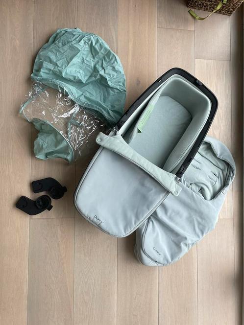 Quinny Zapp Lux Carrycot reiswieg (grijs) met accessoires, Kinderen en Baby's, Kinderwagens en Combinaties, Zo goed als nieuw