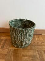 Beau panier ethnique vert, Huis en Inrichting, Woonaccessoires | Schalen en Manden, Ophalen of Verzenden, Zo goed als nieuw, Mand