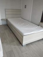 1 persoonsbed met lattenbodem, matras en nachtkastje, Maison & Meubles, Chambre à coucher | Lits, 90 cm, Enlèvement, Une personne
