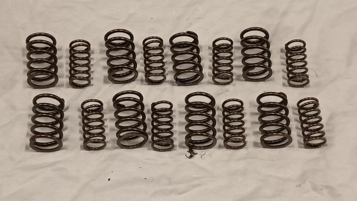 Set dubbele klepveren 200 lb Klassieke Mini, Auto-onderdelen, Motor en Toebehoren, Mini, Oldtimer onderdelen, Rover, Universele onderdelen