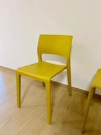 4 Italiaanse Arper designstoelen in mosterdgeel binnenbuiten, Huis en Inrichting, Kunststof, Gebruikt, Overige kleuren, Ophalen of Verzenden