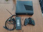Microsoft Xbox 360 Slim – compleet met controller en voeding, Ophalen of Verzenden, Gebruikt, Met 1 controller, 360 S