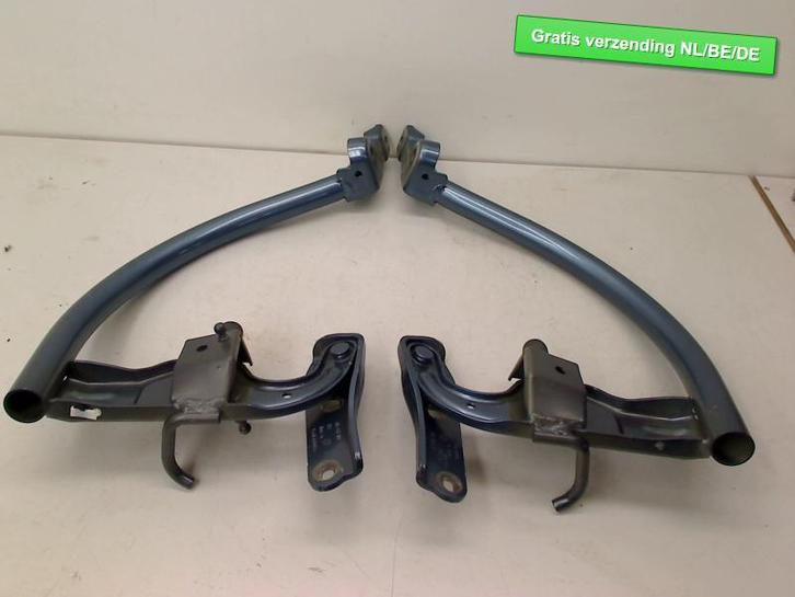 ACHTERKLEPSCHARNIER Volkswagen Passat (3G2) (3G5827301), Auto-onderdelen, Overige Auto-onderdelen, Volkswagen, Gebruikt