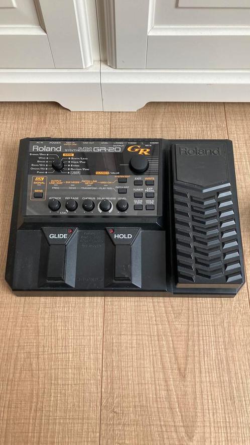 Roland gr20, Muziek en Instrumenten, Effecten, Zo goed als nieuw, Ophalen