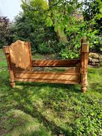 Oud bed, Huis en Inrichting, Ophalen, Gebruikt, Bruin, Rustiek