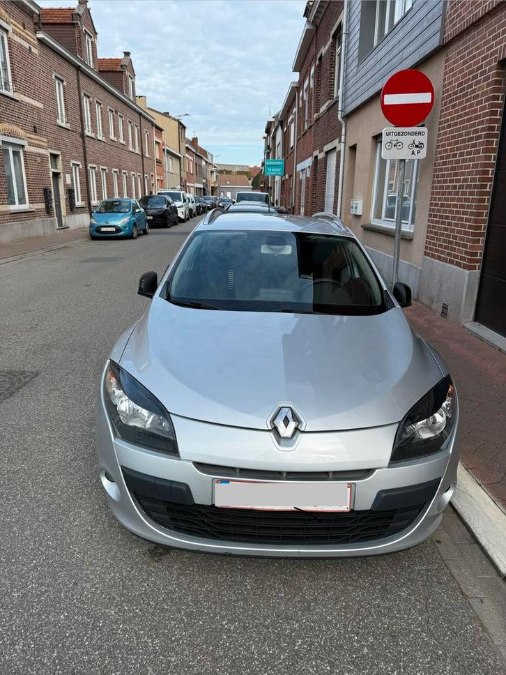 Renault Megane 3 1,5DCi grandtour, Auto's, Renault, Bedrijf, Adaptive Cruise Control, Airbags, Bluetooth, Boordcomputer, Centrale vergrendeling