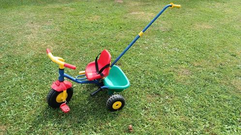 Tricycle de 10 m à 4 m avec poussoir et boîte arrière, Vélos & Vélomoteurs, Vélos | Tricycles pour enfants, Utilisé, Enlèvement