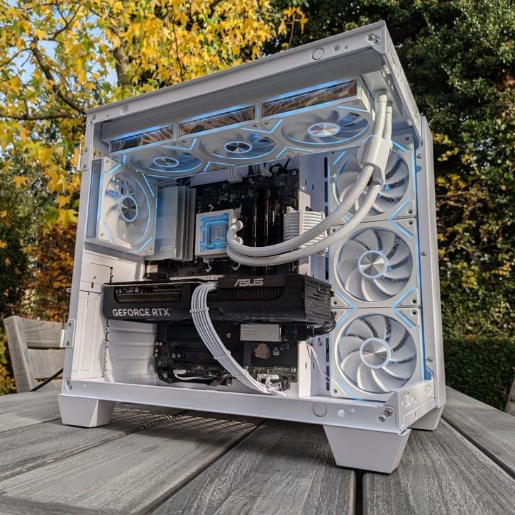 Witte Gaming PC | RTX 5070 | Ryzen 5 7600X | 32GB DDR5, Computers en Software, Desktop Pc's, Nieuw, SSD, 32 GB, Met videokaart