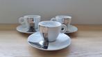 3 espresso kopjes en schoteltjes Illy  Art Collection 2002, Verzamelen, Porselein, Kristal en Bestek, Kop en/of schotel, Ophalen of Verzenden