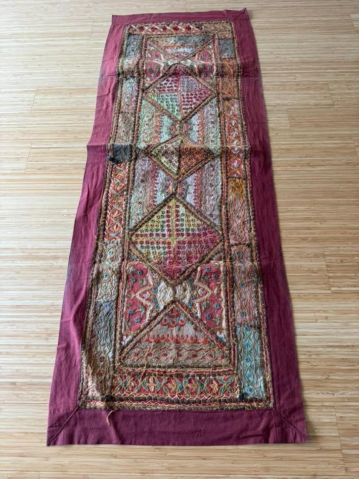2 unieke Indische handgemaakte wandtapijten, Antiek en Kunst, Antiek | Tapijten, Tafelkleden en Textiel, Ophalen of Verzenden