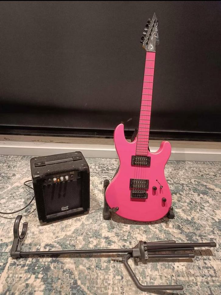 Roze elektrische gitaar, Muziek en Instrumenten, Snaarinstrumenten | Gitaren | Elektrisch, Nieuw, Ophalen