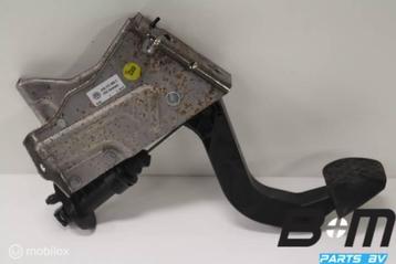 Koppelingspedaal met commandocilinder VW Amarok 2H0721059C beschikbaar voor biedingen