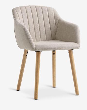 eetkamerstoelen beschikbaar voor biedingen