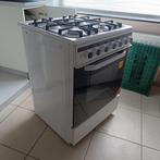 Fornuis, Elektronische apparatuur, Fornuizen, Ophalen, 4 kookzones, Zo goed als nieuw, Gas