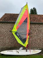 Surfplank + mast, giek en 4,5m2 zeil, Zeil, Met vin(nen), Gebruikt, Ophalen of Verzenden