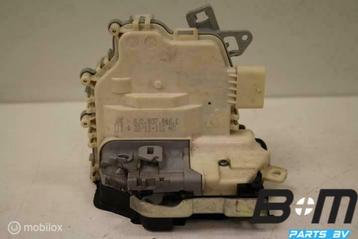 Portierslot RV (bijrijderskant) Audi A6 4G Avant 8J1837016C beschikbaar voor biedingen