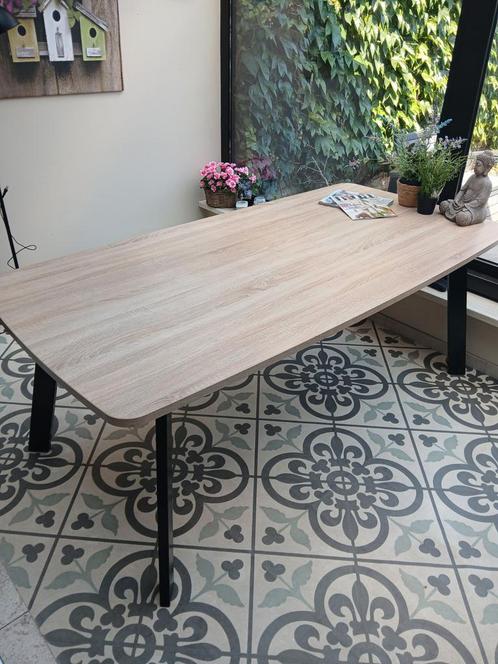 Eettafel, Huis en Inrichting, Tafels | Eettafels, Zo goed als nieuw, Metaal, Ophalen