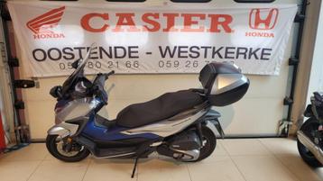Honda Forza 125 ( als nieuw, slechts 2000 km ) ), Motoren, Motoren | Honda, Scooter, Particulier, 125 cc, 11 kW of minder