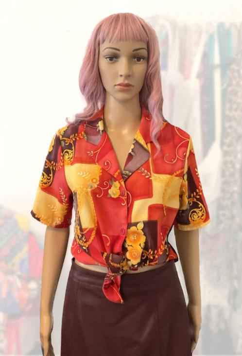 Vintage blouse with beautiful print (size S/M), Kleding | Dames, Blouses en Tunieken, Gedragen, Maat 38/40 (M), Rood, Ophalen of Verzenden