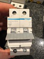 HAGER MWN. 3 stuks, Enlèvement, Comme neuf