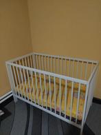 Babybed met matras te koop, Ophalen, Zo goed als nieuw