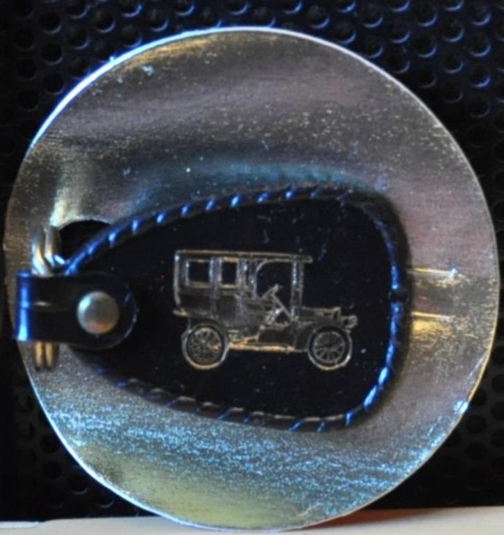 porte cle vintage publicitaire nescafé vieux taco (4), Collections, Porte-clés, Comme neuf, Marque, Enlèvement ou Envoi