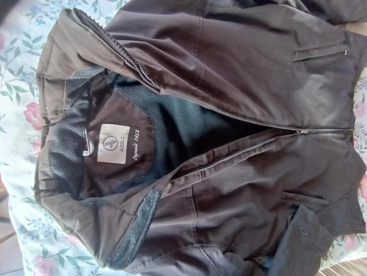 Jas Aigle heren outdoor. Large., Kleding | Heren, Sportkleding, Zo goed als nieuw, Maat 52/54 (L), Ophalen