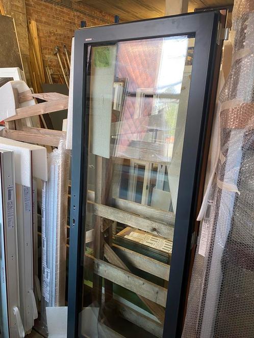 verschillende nieuwe raamkozijnen met driedubbele beglazing, Doe-het-zelf en Bouw, Glas en Ramen, Ophalen