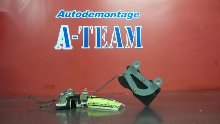 PORTIERSTANGEN LINKS VOOR Hyundai Starex (H 1), Auto-onderdelen, Overige Auto-onderdelen, Hyundai, Gebruikt