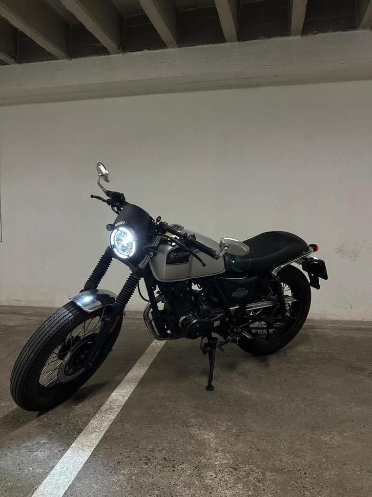 Brixton Sunray 125cc (2024) - 2166km, Motoren, Motoren | Overige merken, Particulier, Overig, ABS, Ophalen