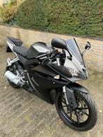 Yamaha yzfr 125cc de 2014 avec **1.300km!!!**, Motos, Permis Moto A1 minimum, Particulier, 1 cylindre, 125 cm³