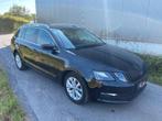 SKODA OCTAVIA 1.6TDI NAVI/AIRCO/DAB+/ZETELVERW/TREKHAAK/, Auto's, Skoda, Stof, Zwart, Bedrijf, 1598 cc
