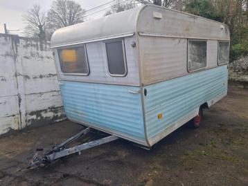 Caravane Vintage de Marque Caravelair année 1969 à restaurez beschikbaar voor biedingen