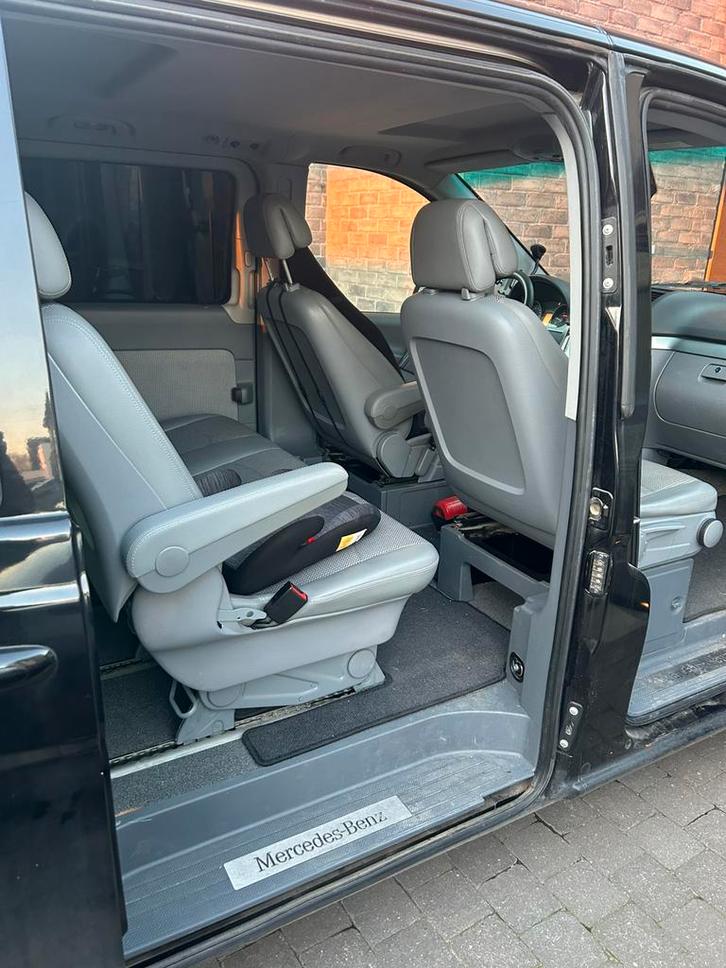 Mercedec Viano, Auto's, Mercedes-Benz, Particulier, Viano, Diesel, Euro 4, 4 deurs, Handgeschakeld, Zwart, Grijs, Ophalen