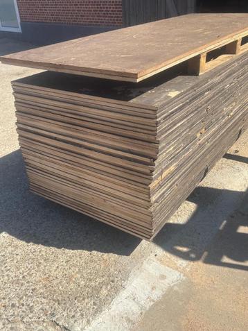 Betonplex betonplexplaten platen  beschikbaar voor biedingen