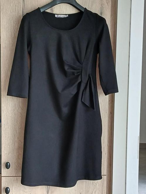 Robe de maternité noire QUEEN MUM : grande., Vêtements | Femmes, Vêtements de grossesse, Comme neuf, Robe, Taille 42/44 (L), Noir