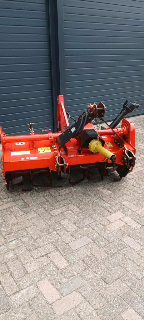 Agrator grond frees AR 1500 met hydraulische rol, Zakelijke goederen, Landbouw | Werktuigen, Ophalen