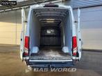 Iveco Daily 35S18 3.0L Automaat 3,5t Trekhaak 180PK L2H2 Air, Automaat, Stof, Gebruikt, Euro 6