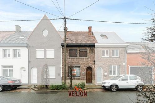 Op te frissen stadswoning in hartje Roeselare!, Immo, Maisons à vendre, Province de Flandre-Occidentale, Jusqu'à 200 m², Maison 2 façades