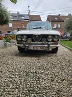 Alfa romeo berline 2000 de 1976, Rouge, Achat, Berline, Particulier