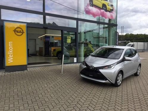 Toyota Aygo VVT-i x-play AUT, Auto's, Toyota, Aygo, ABS, Airbags, Alarm, Bluetooth, Centrale vergrendeling, Elektrische buitenspiegels