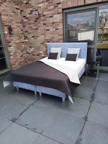 boxsprings 160x200 beschikbaar voor biedingen