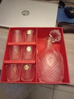 Carafe en cristal avec 6 verres dans une boîte, marque Empir, Antiquités & Art, Antiquités | Verre & Cristal, Enlèvement ou Envoi