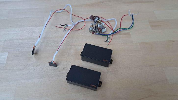 Paire d'EMG 81TW - 89R, Musique & Instruments, Instruments à corde | Guitares | Électriques, Neuf, Autres marques, Enlèvement